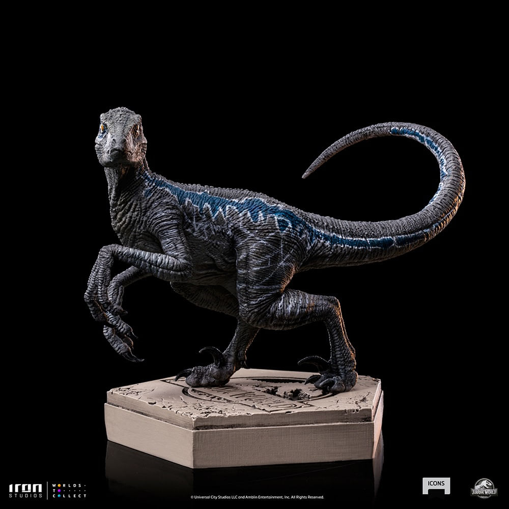 Statue Velociraptor Blue B - Jurassic World - Icons - Iron Studios ...