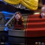 070383_8
